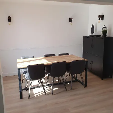 Apartment Reims Clemenceau, Confort 6 Personnes *